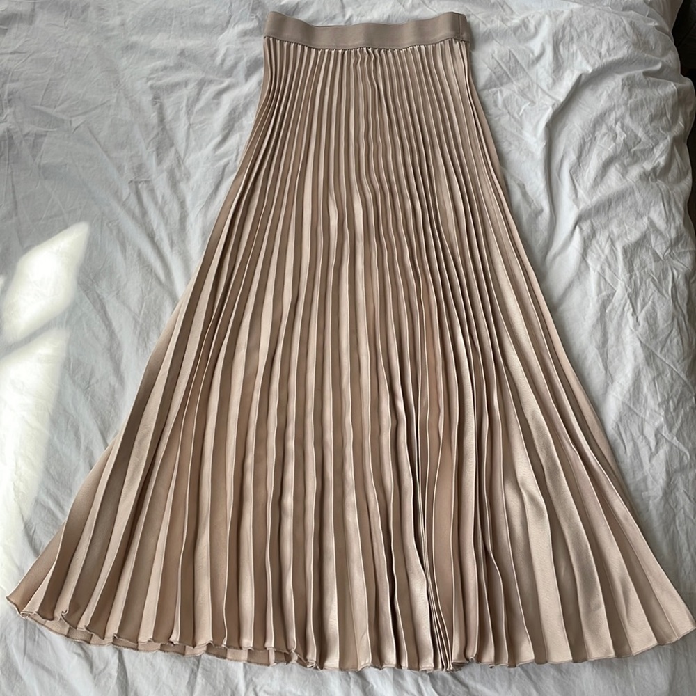 Pleated Beige Skirt